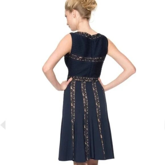Tadashi Shoji Navy Lace Midi Cocktail Dress Size 4 - Picture 4 of 16